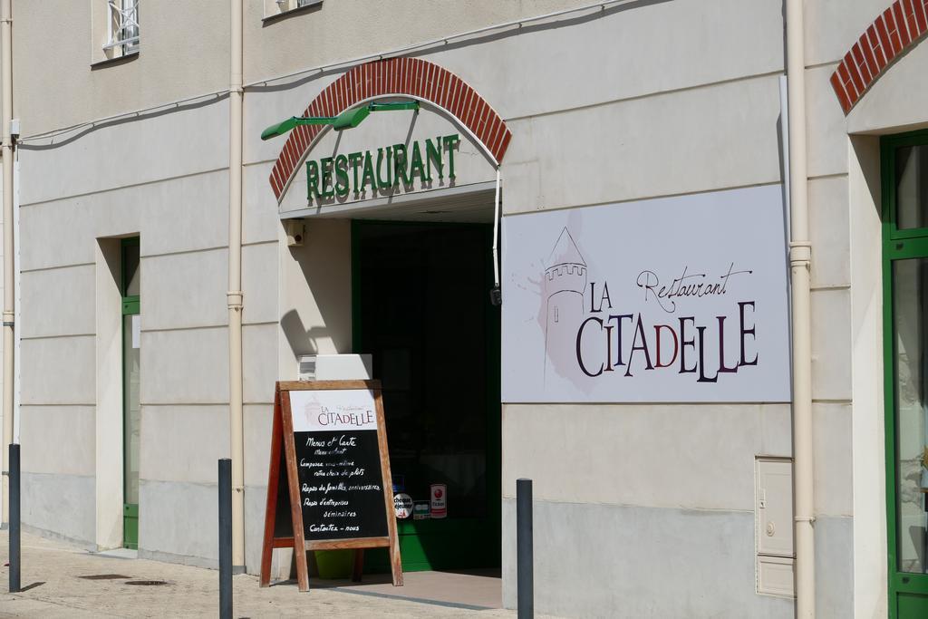 Logis Hotels Le Champalud Restaurant La Citadelle Oree-d'Anjou Exterior foto